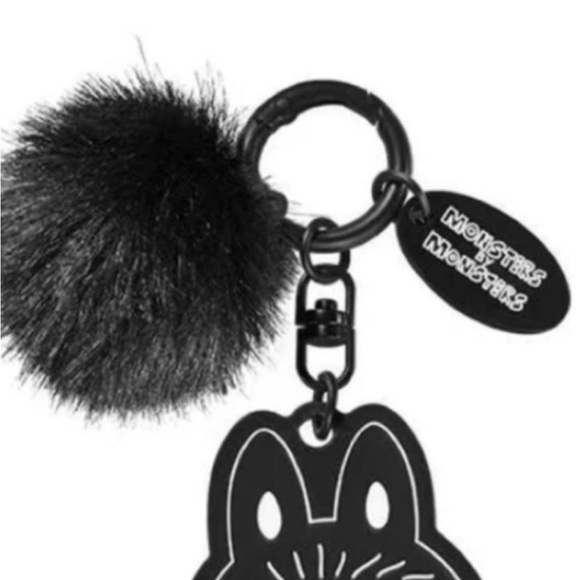 The Monsters 10th Anniversary {EXCLUSIVE EDITION} - Acrylic Shaker Keychain-NIB - Picture 5 of 7